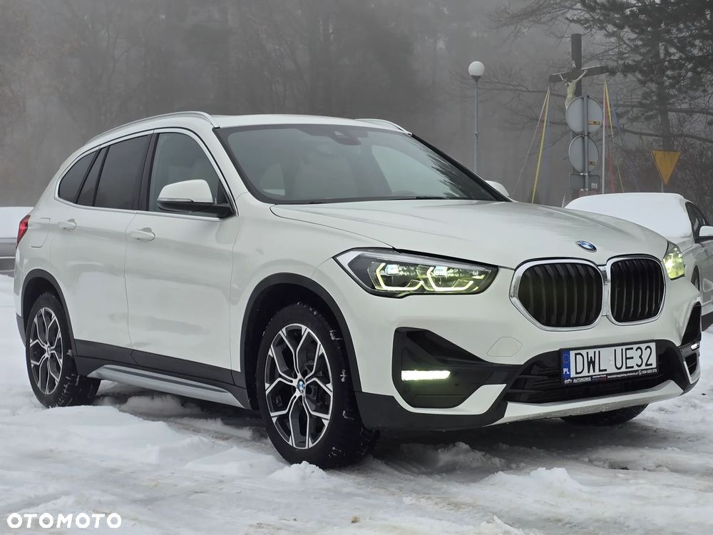 BMW X1 xDrive25i xLine sport - 4
