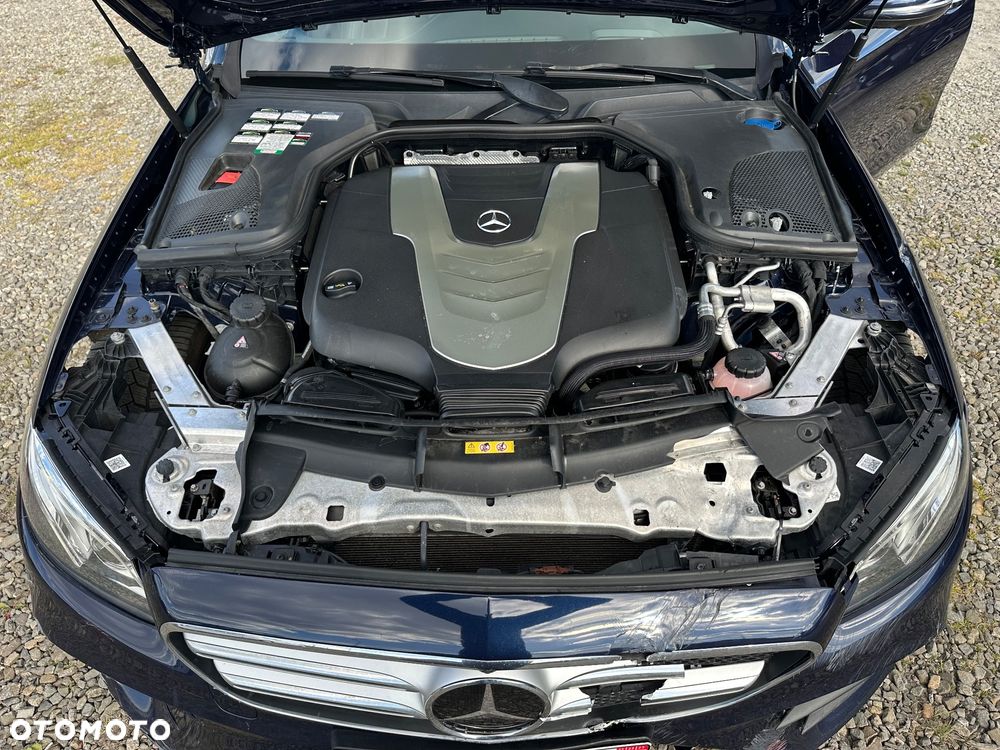 Mercedes-Benz Klasa E 350 d 4Matic 9G-TRONIC AMG Line - 9