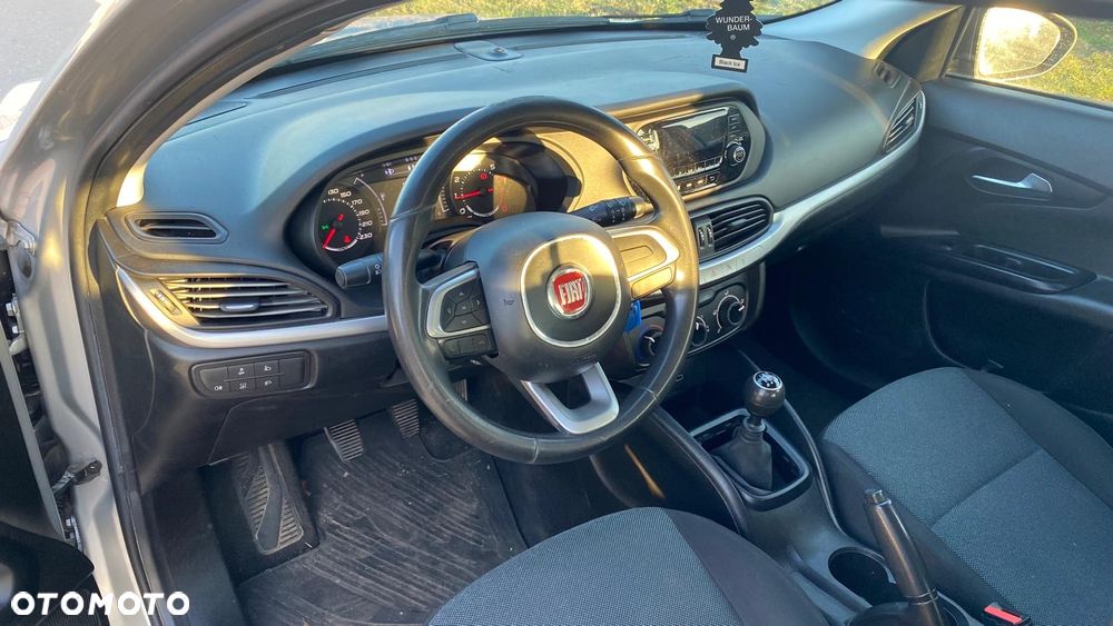 Fiat Tipo 1.4 16v Easy - 15