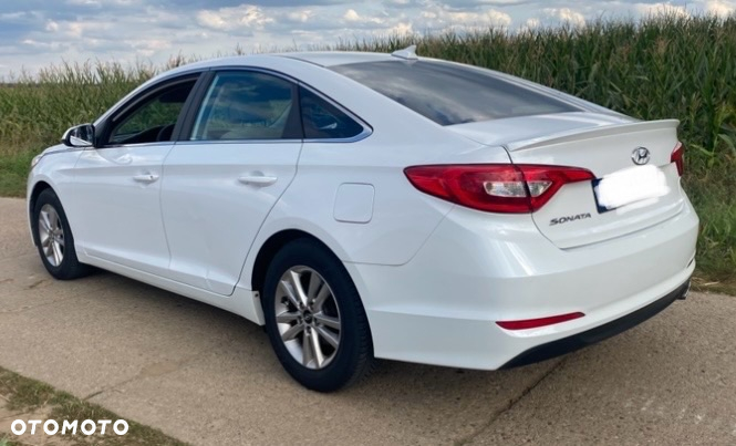 Hyundai Sonata - 3