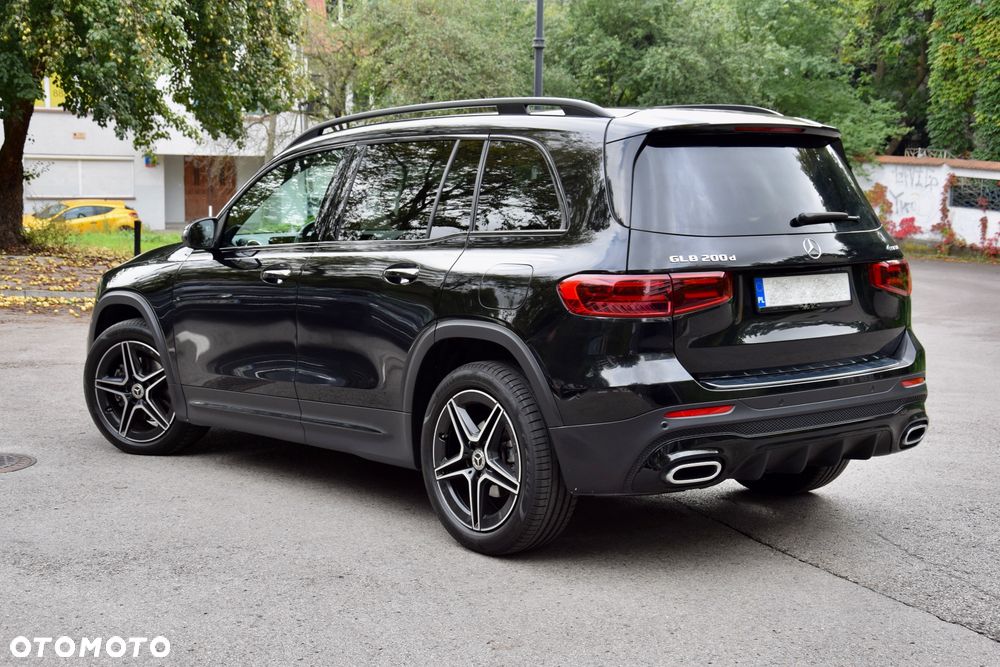 Mercedes-Benz GLB 200 d 4-Matic AMG Line 8G-DCT - 9