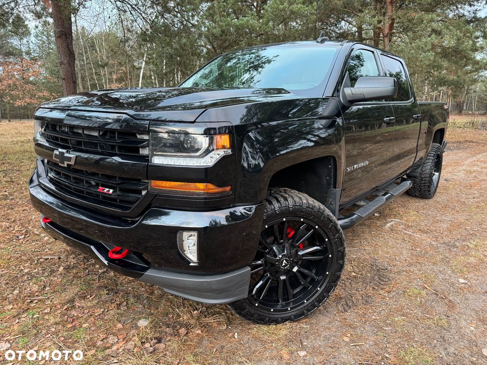 Chevrolet Silverado - 2