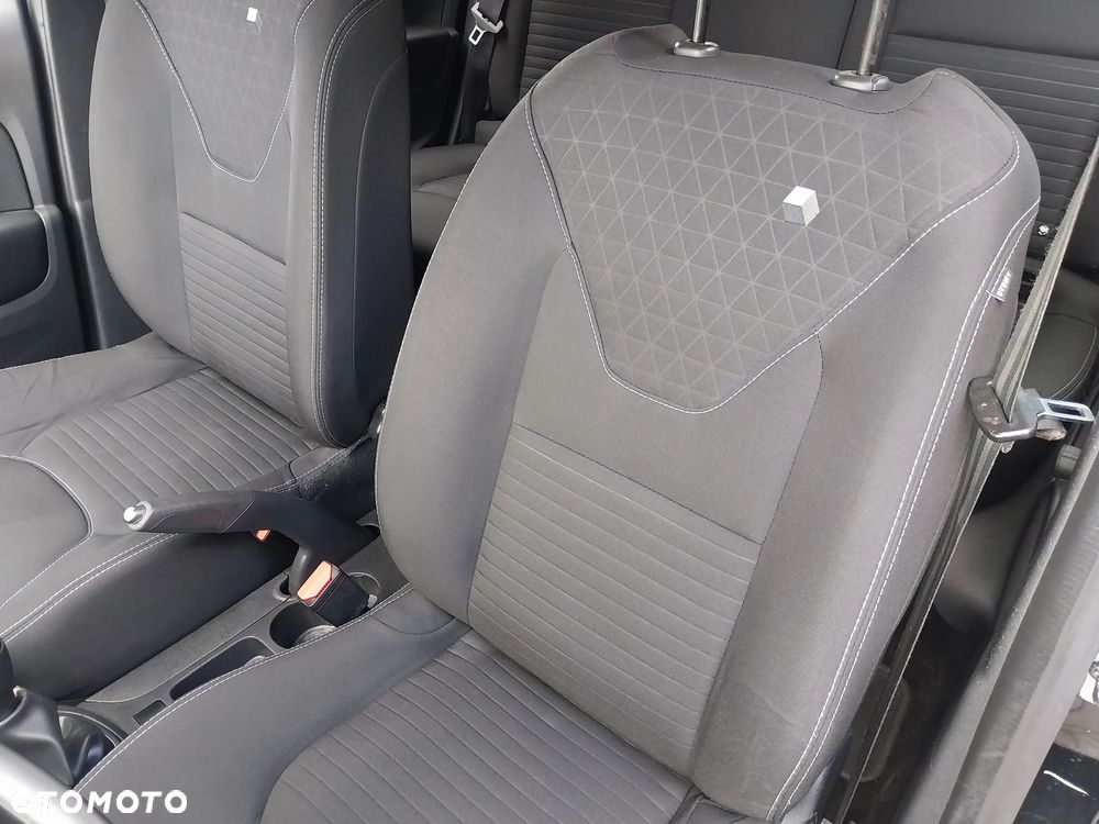 Renault Clio 1.2 16V 75 LIMITED - 12