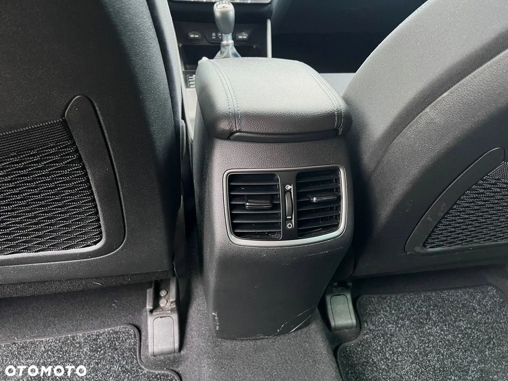 Hyundai Tucson blue 1.7 CRDi 2WD Style - 19