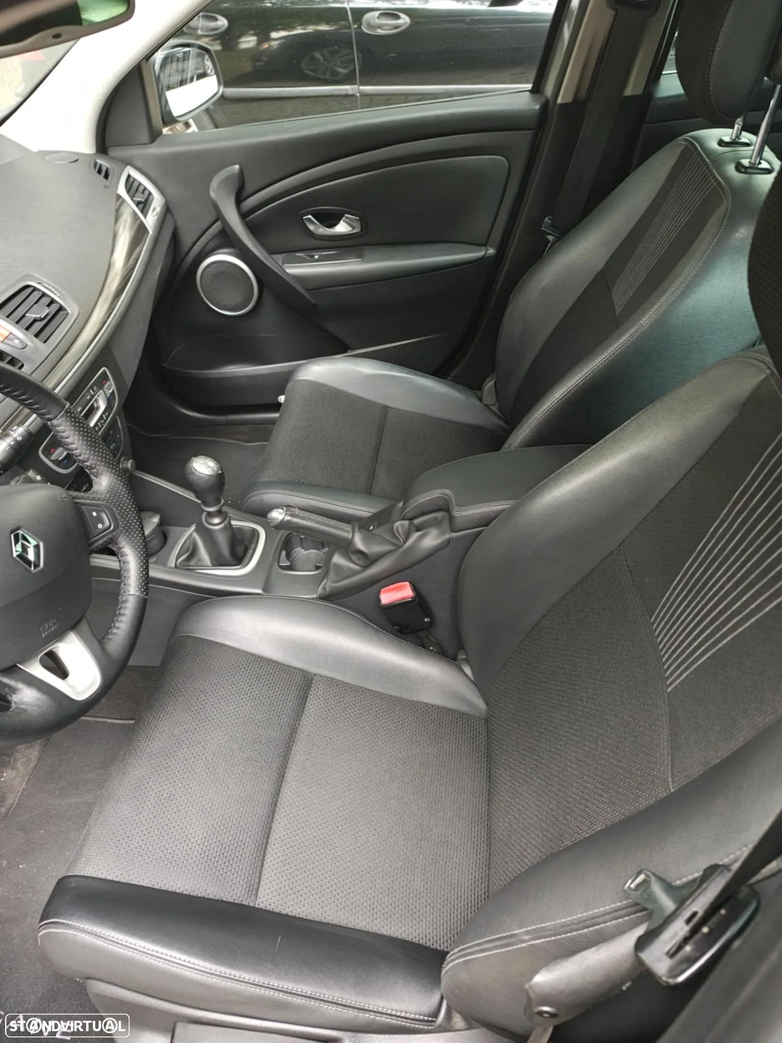 Renault Mégane Sport Tourer 1.5 dCi Dynamique - 3