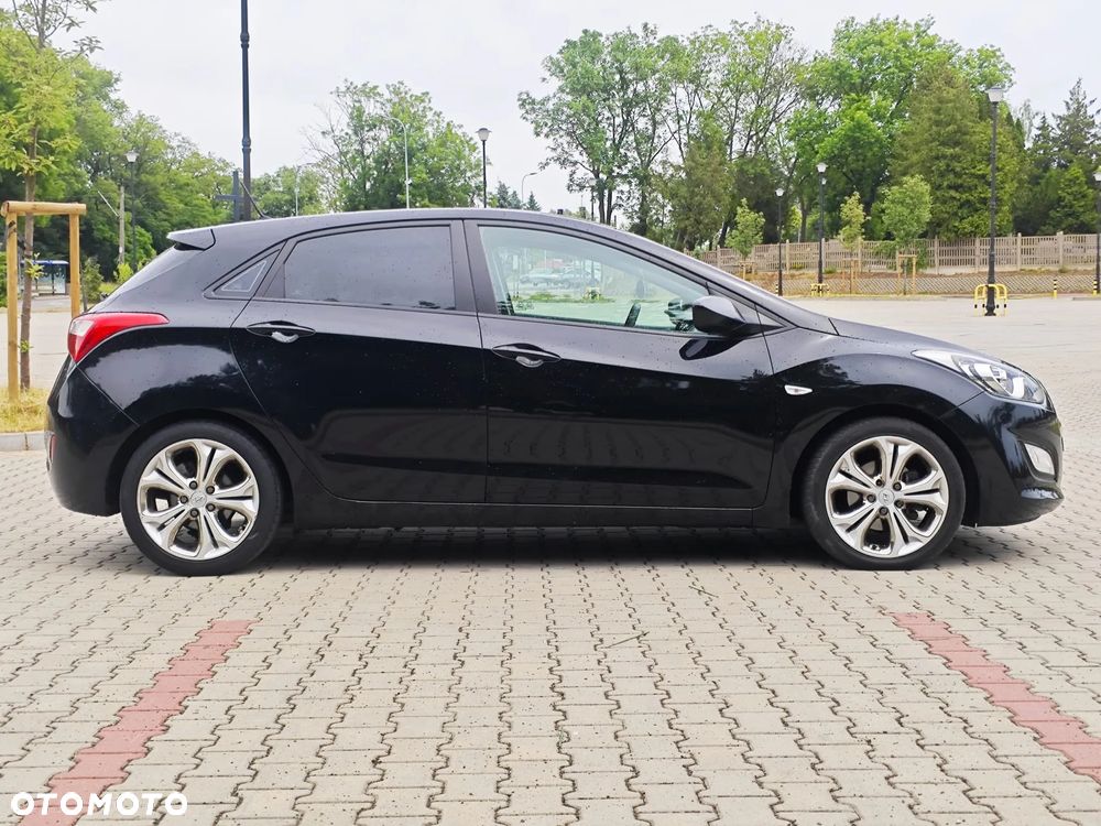 Hyundai i30 1.4 CRDi Premium - 13