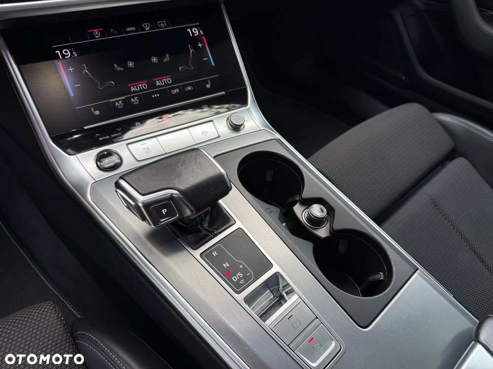 Audi A6 Avant - 27