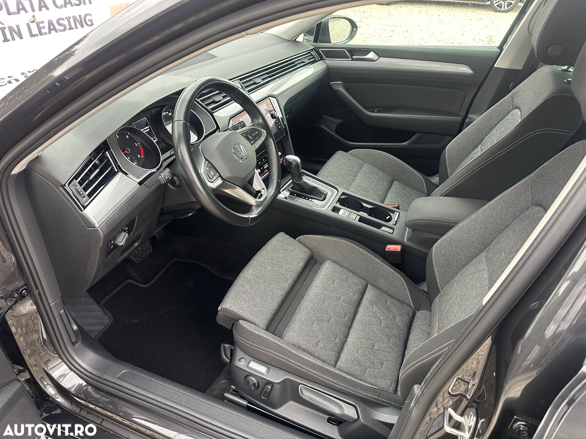 Volkswagen Passat Variant 2.0 TDI DSG (BlueMotion Technology) Comfortline - 24
