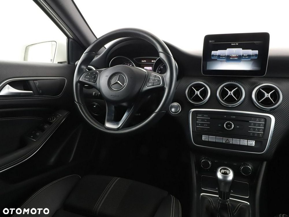 Mercedes-Benz Klasa A 200 (BlueEFFICIENCY) Urban - 17