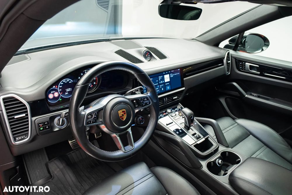 Porsche Cayenne Coupe S - 23