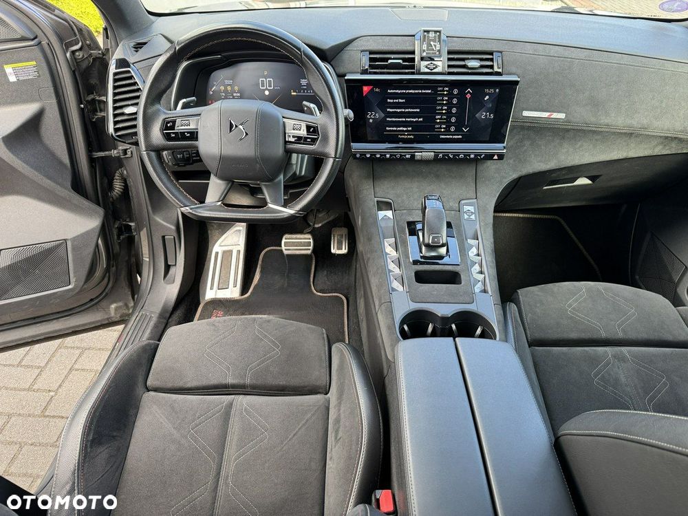 DS Automobiles DS 7 Crossback - 11