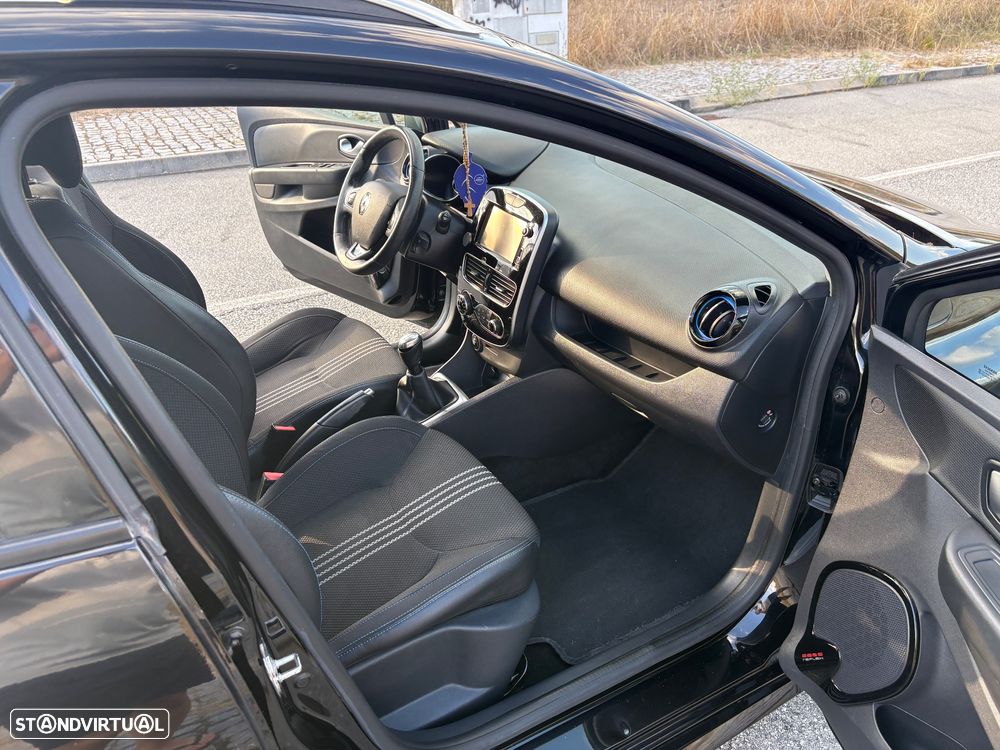 Renault Clio Sport Tourer 1.5 dCi GT Line - 11