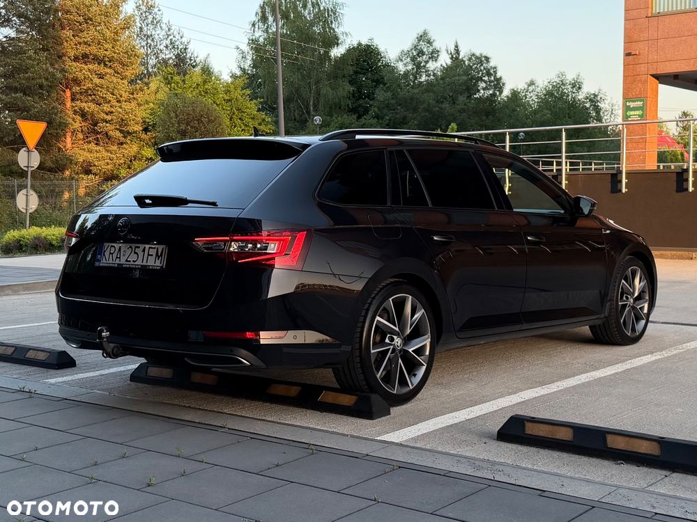Skoda Superb 2.0 TDI Sportline DSG - 5