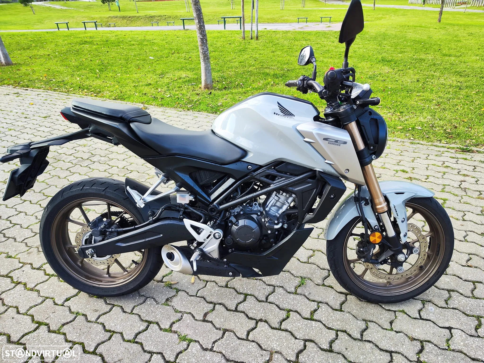 Honda CB 125 R Neo - 6