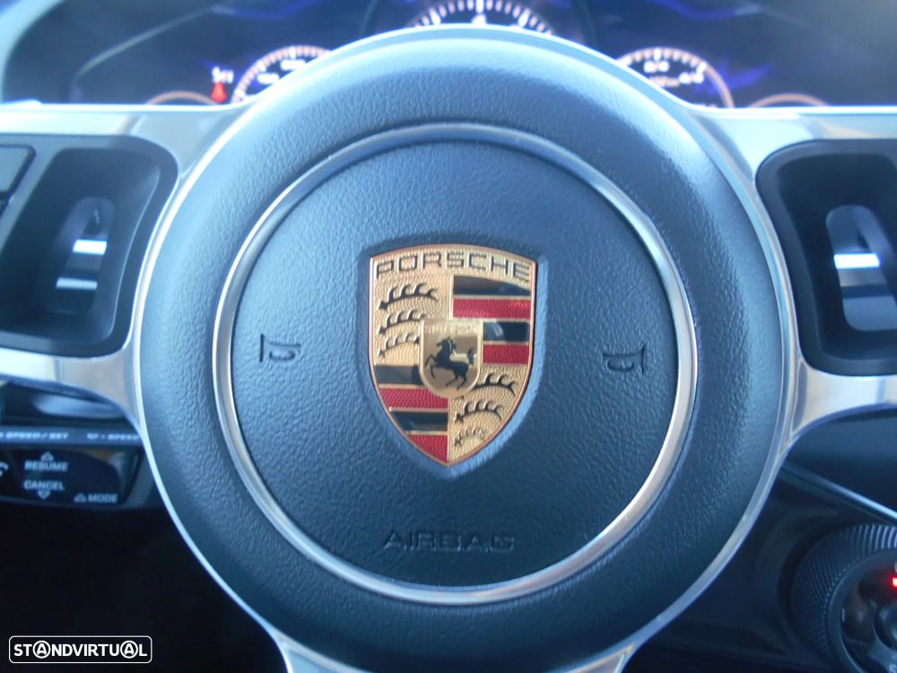 Porsche Cayenne S Platinum Edition - 24