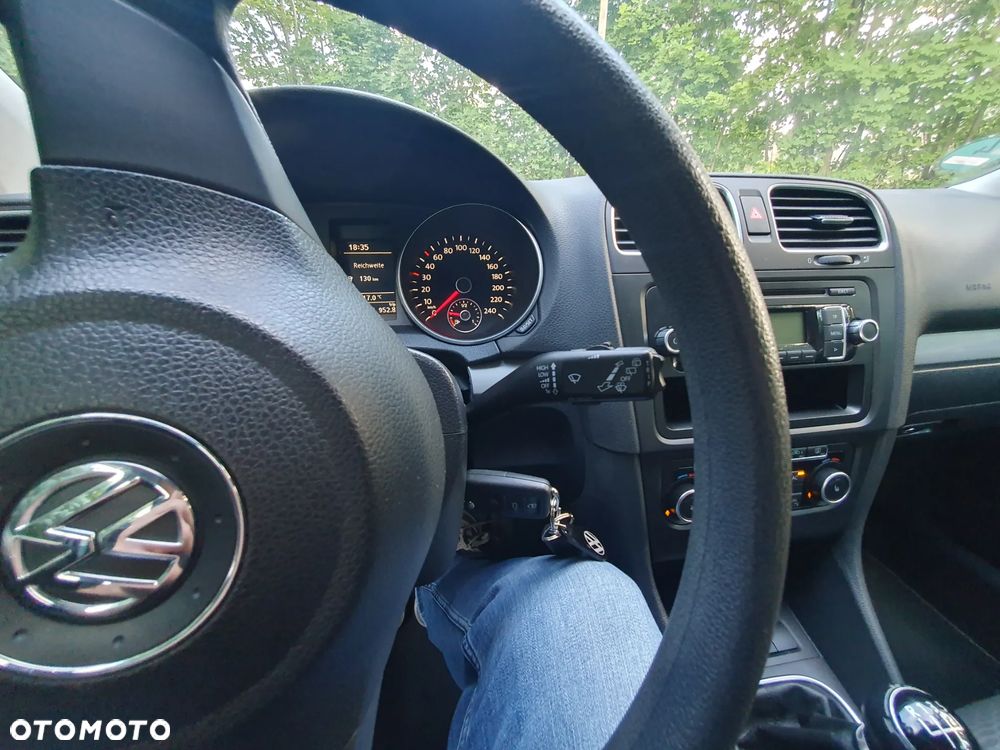 Volkswagen Golf 1.6 TDI DPF Comfortline - 16