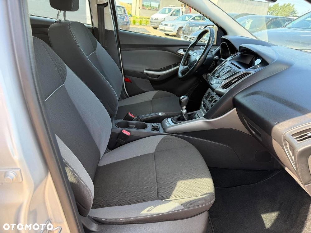 Ford Focus - 12