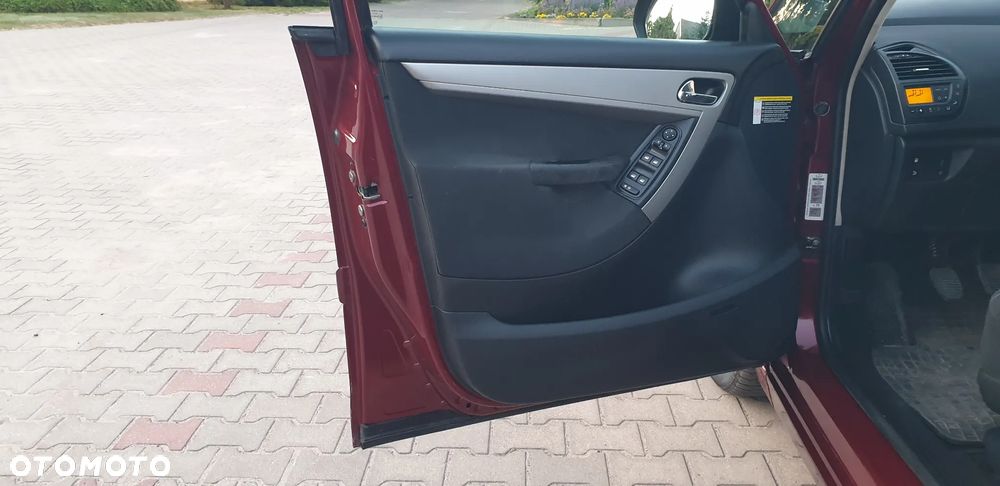 Citroën C4 Picasso 1.8 16V 7-Sitzer Advance - 18