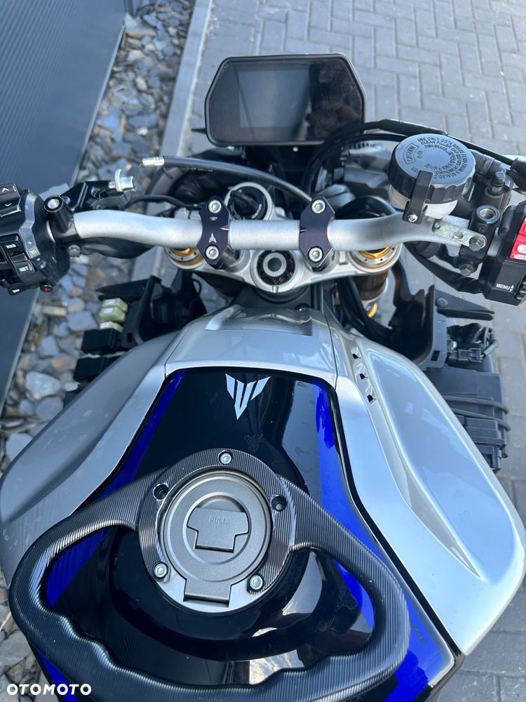 Yamaha MT - 7