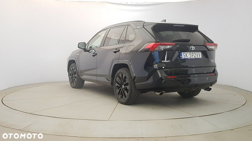 Toyota RAV4 - 6