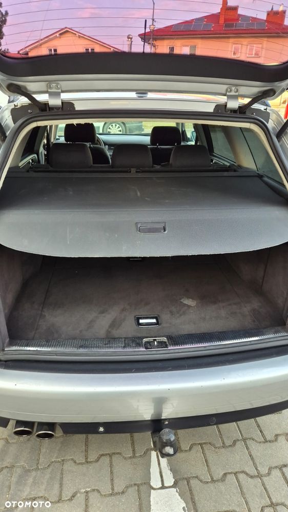 Audi A6 Avant 2.4 Multitronic - 11