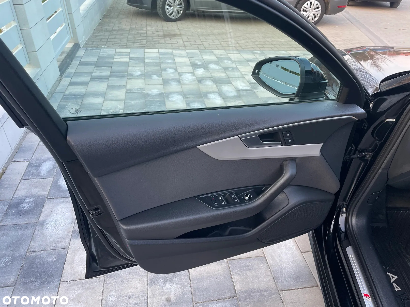 Audi A4 Avant 45 TDI quattro tiptronic - 17