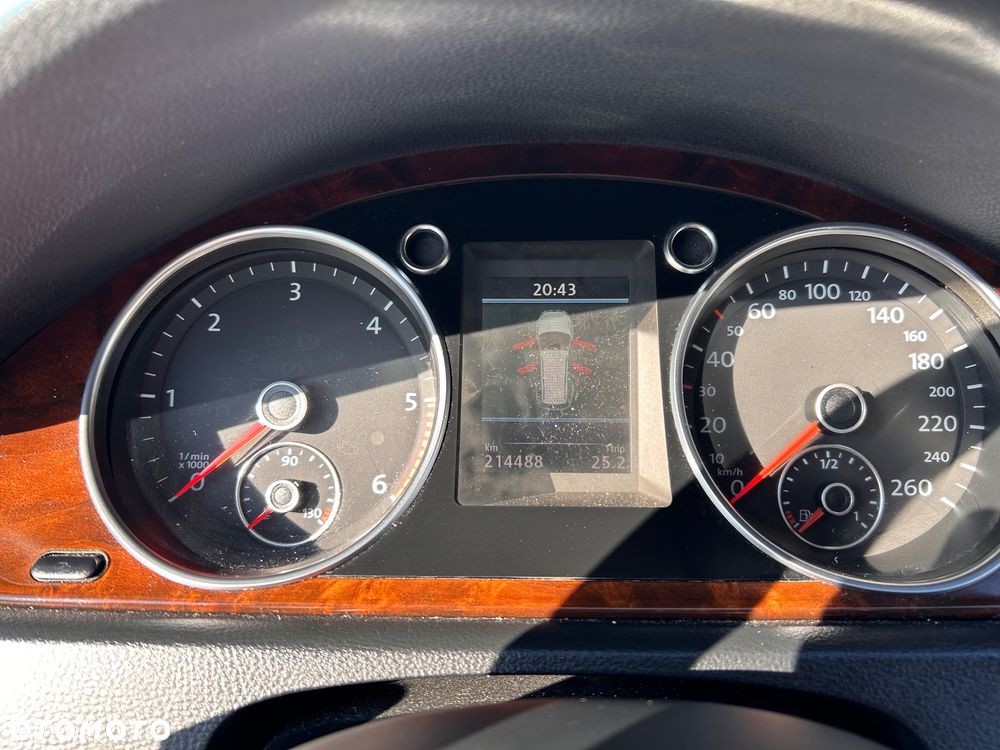 Volkswagen Passat 2.0 Blue TDI SCR Highline - 22