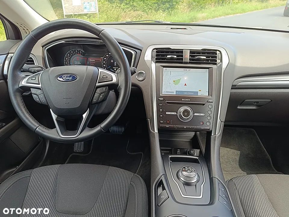 Ford Mondeo 2.0 EcoBlue Titanium - 24