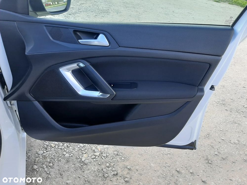 Peugeot 308 BlueHDi 120 Stop & Start Allure - 31