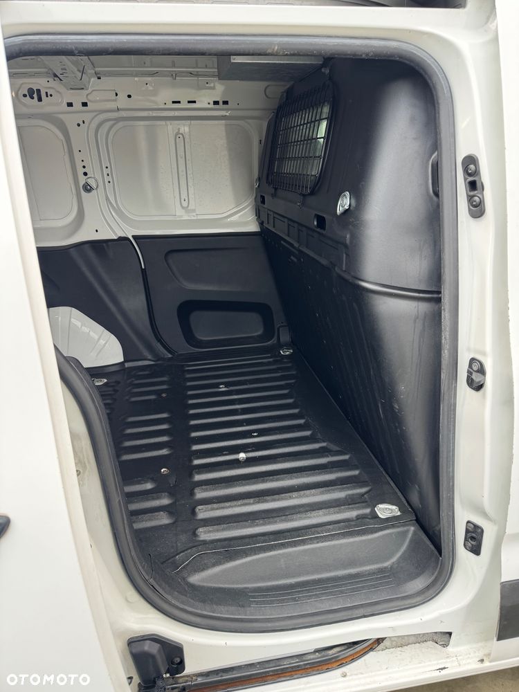 Peugeot Partner 1.5 2020 BLUEHDI BOGATA WERSJA STAN IDEALNY - 8