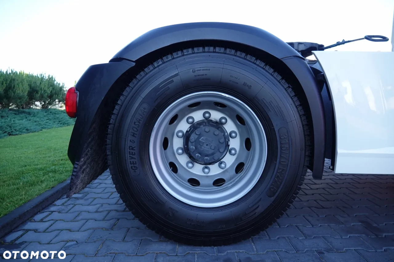 DAF XF 480 / SUPER SPACE CAB / KLIMA POSTOJOWA   / OPONY 100% / PO ZŁOTYM KONTRAKCIE SERWISOWYM - 20
