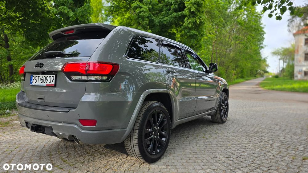 Jeep Grand Cherokee - 6