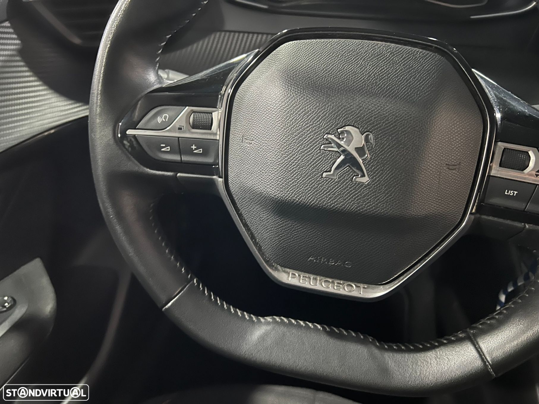 Peugeot 208 1.2 PureTech Active Pack - 16