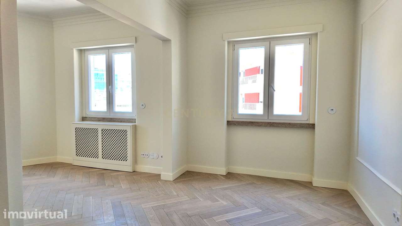 T2 para Arrendamento na Lapa, Lisboa | Novo | Varanda | Ar Condicionad - Grande imagem: 2/30