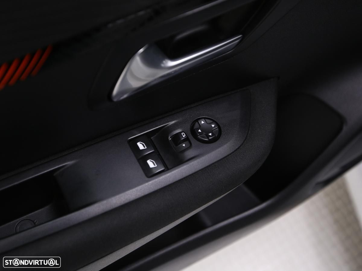 Peugeot e-208 50 kWh Active - 16