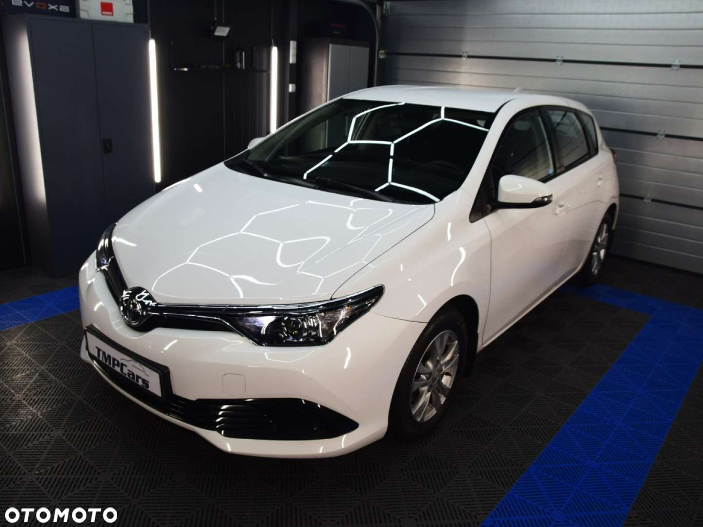 Toyota Auris - 24