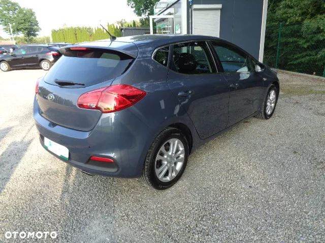 Kia Ceed 1.4 CVVT Dream Team Edition - 8