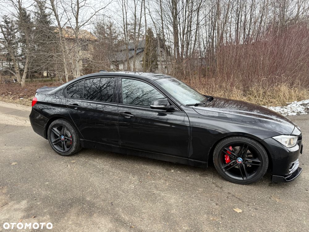 BMW Seria 3 320i Sport Line - 4