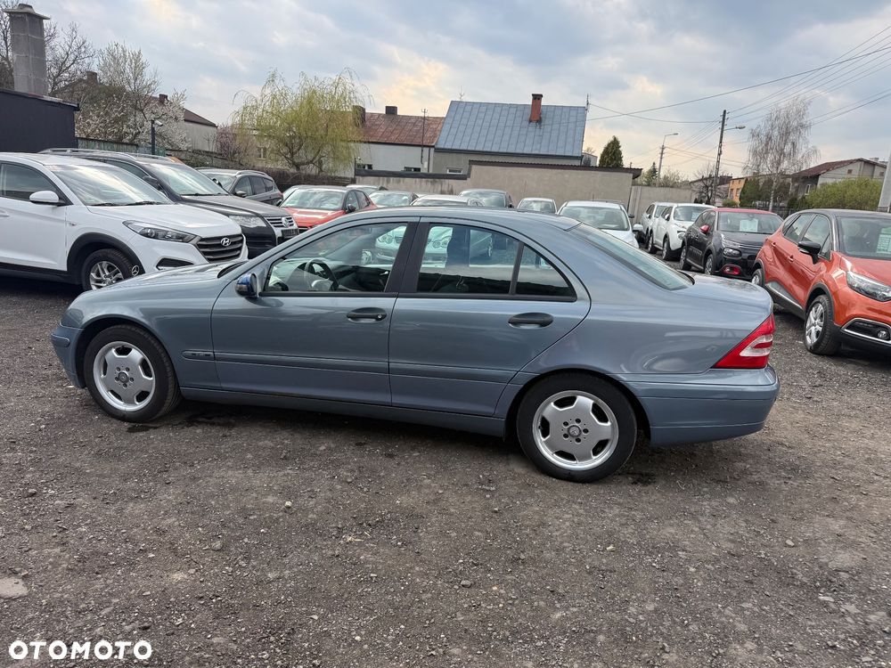 Mercedes-Benz Klasa C 200 CDI Automatik Classic - 2