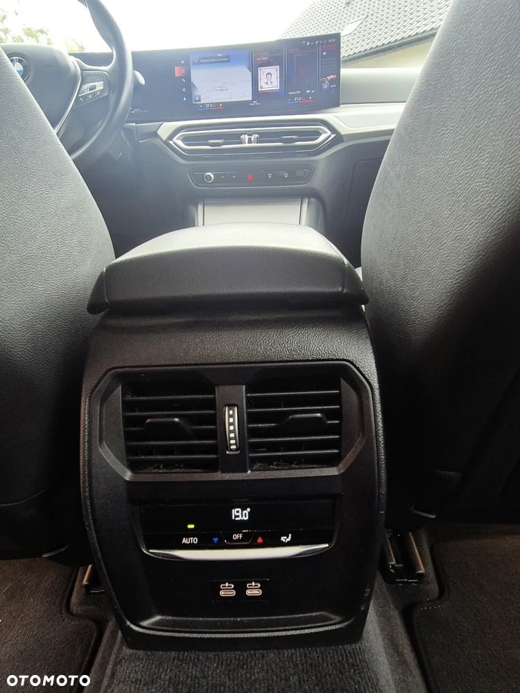 BMW Seria 3 318d MHEV M Sport - 26
