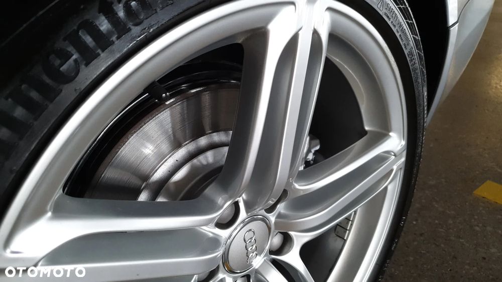 Audi A6 Avant 3.0 TDI quattro S tronic - 30