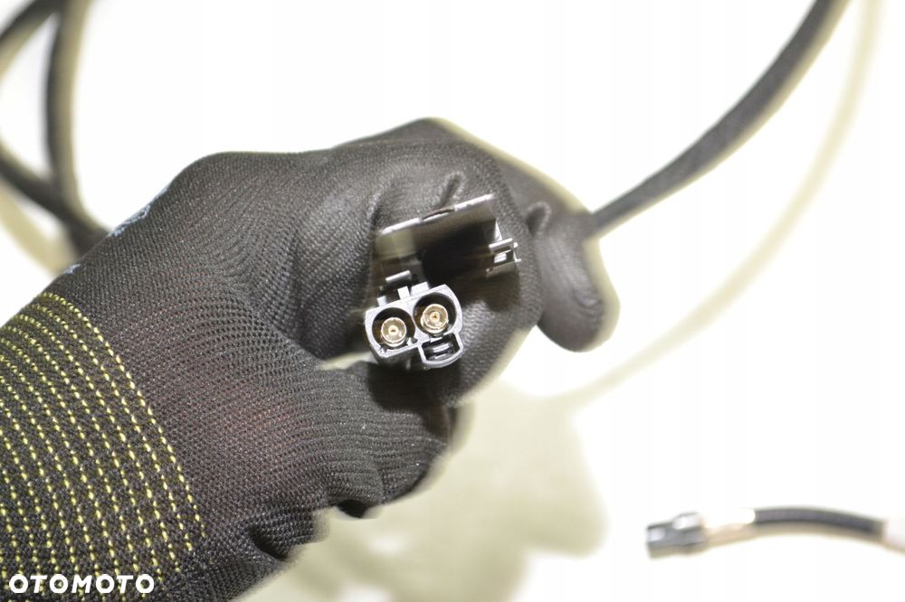 CADILLAC ESCALADE IV PLATINUM FULL ANTENA PRZEWÓD KABEL RADIA 84143652 - 3