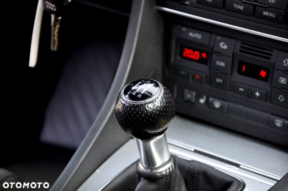 Audi A4 Avant - 31