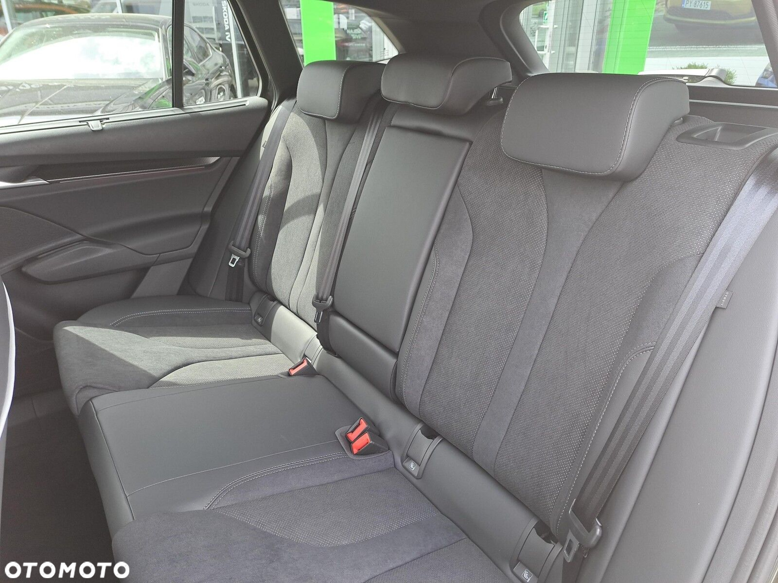 Skoda Enyaq 85 82kWh Sportline - 37