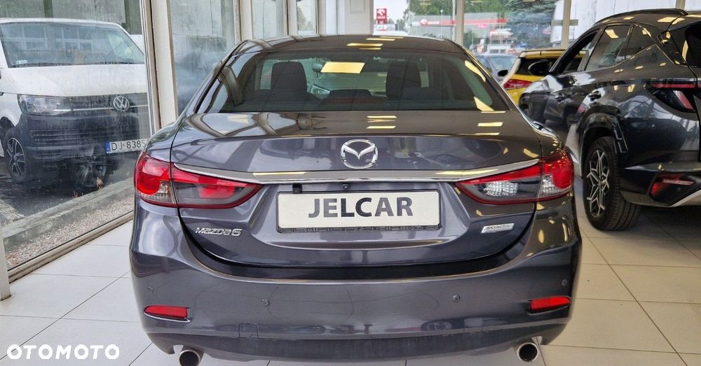 Mazda 6 - 8