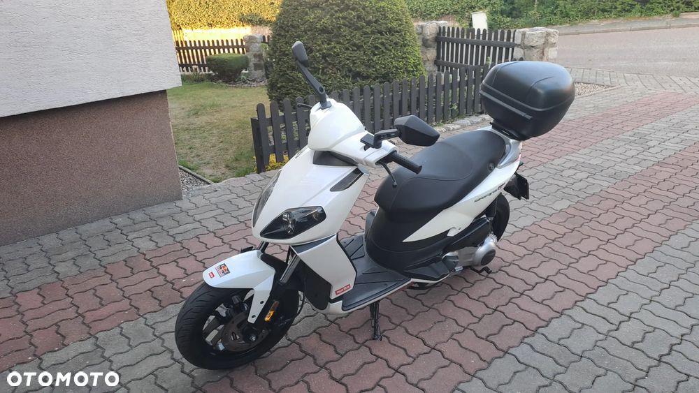 Aprilia Sportcity - 9