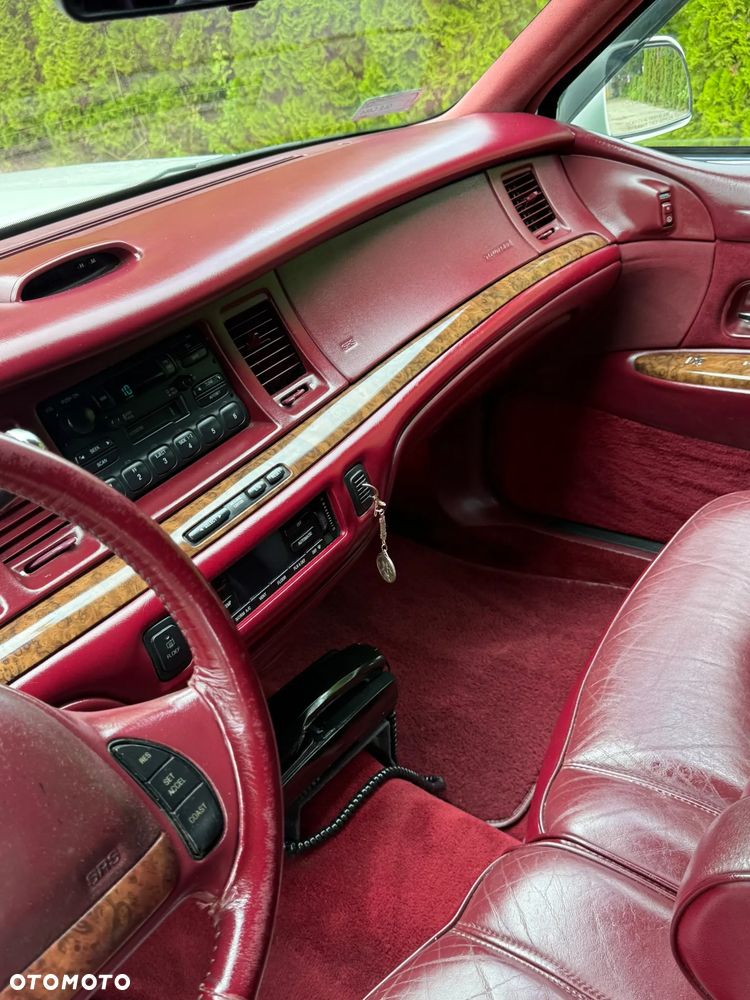 Lincoln Town Car 4.6 Executive - 37