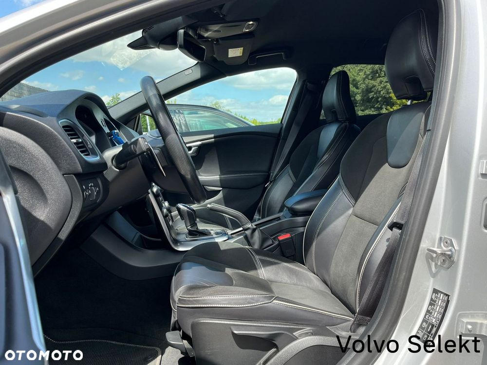 Volvo V40 - 11