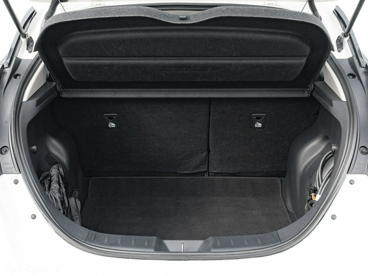Nissan Leaf - 27