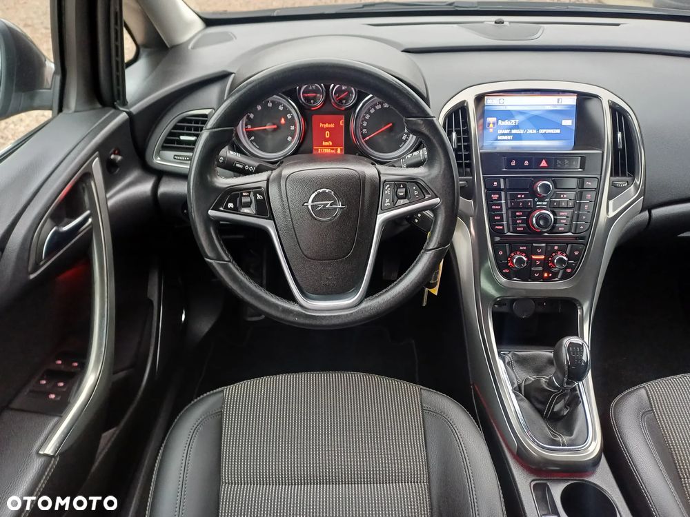 Opel Astra 1.4 Turbo Cosmo - 5